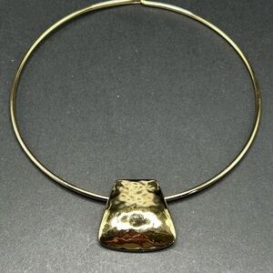 Robert Lee Morris RLM‎ SoHo Gold Plated Torque Collar Hammered Pendant Necklace